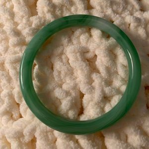 JADE BANGLE BRACELET